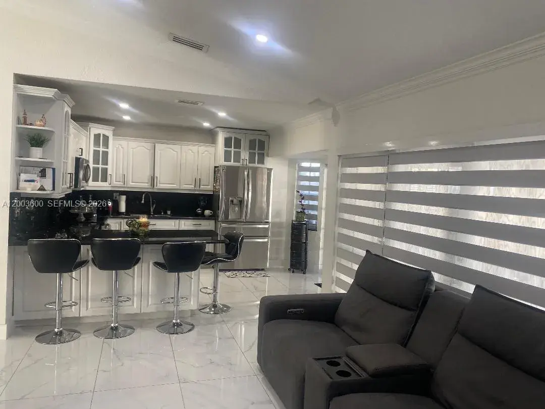 17075 SW 145th Ave, Miami FL 33177 photo 4