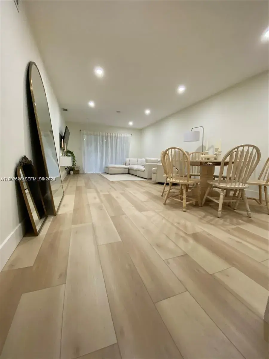 1200 Tallwood Ave # 302, Hollywood FL 33021