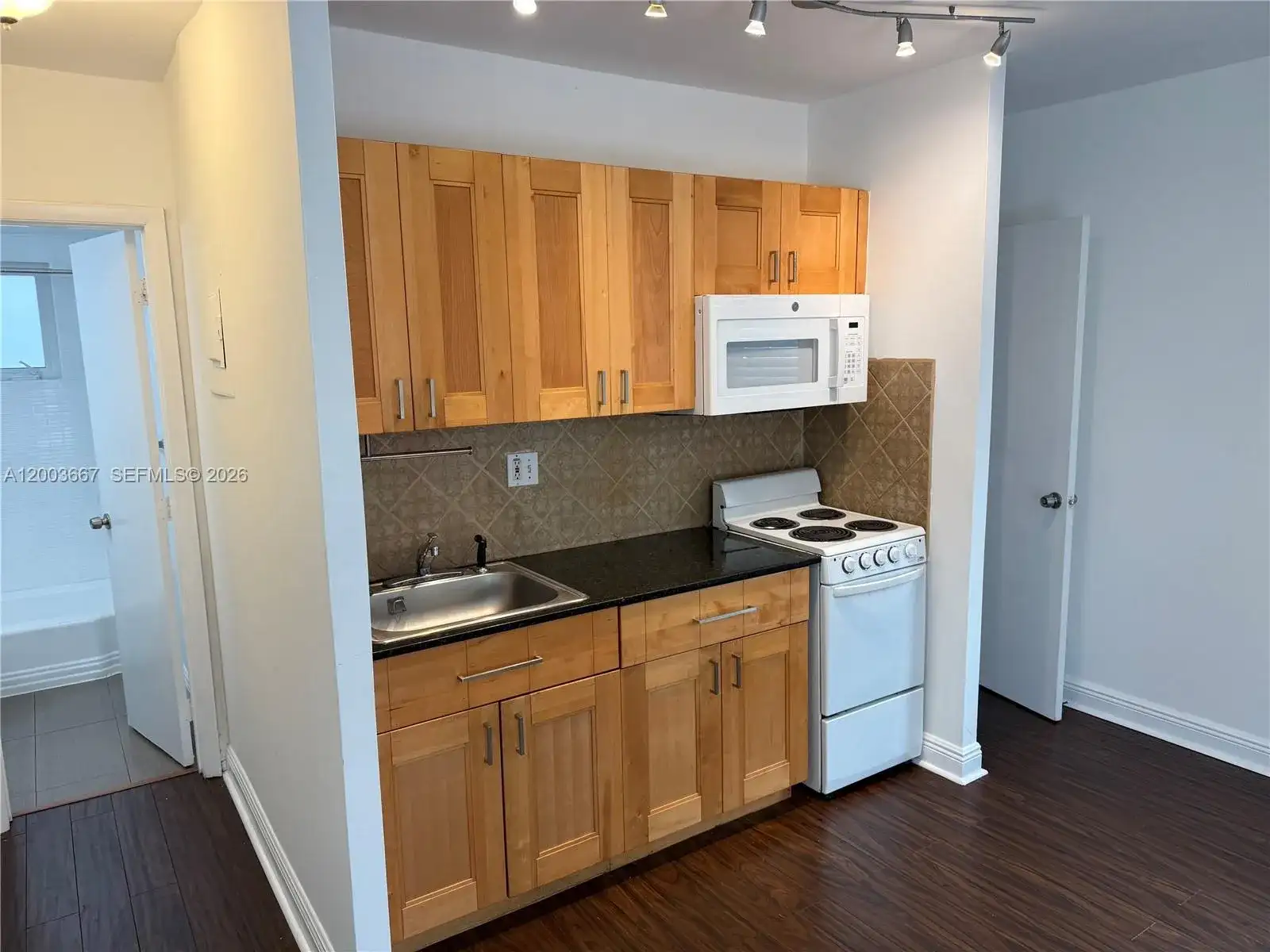 740 Michigan Ave # 7, Miami Beach FL 33139 photo 5
