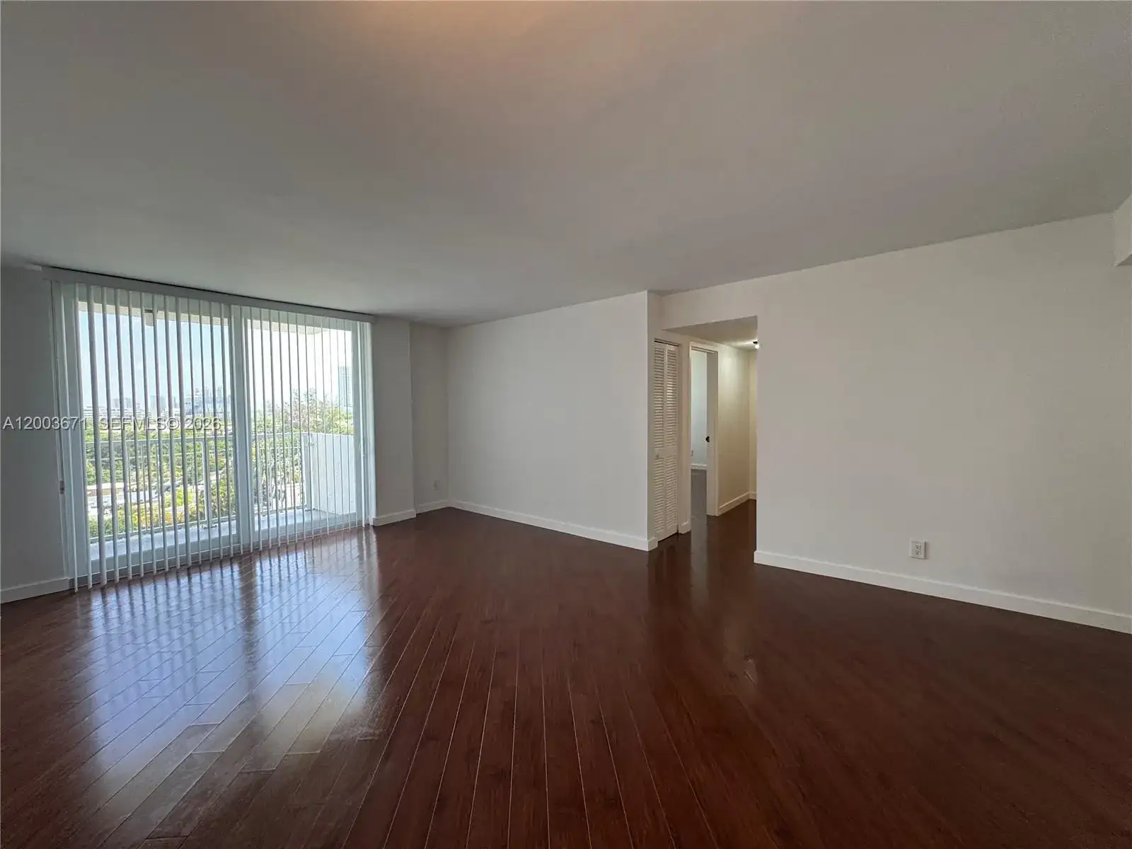 2020 NE 135th St # 810, North Miami FL 33181 photo 5