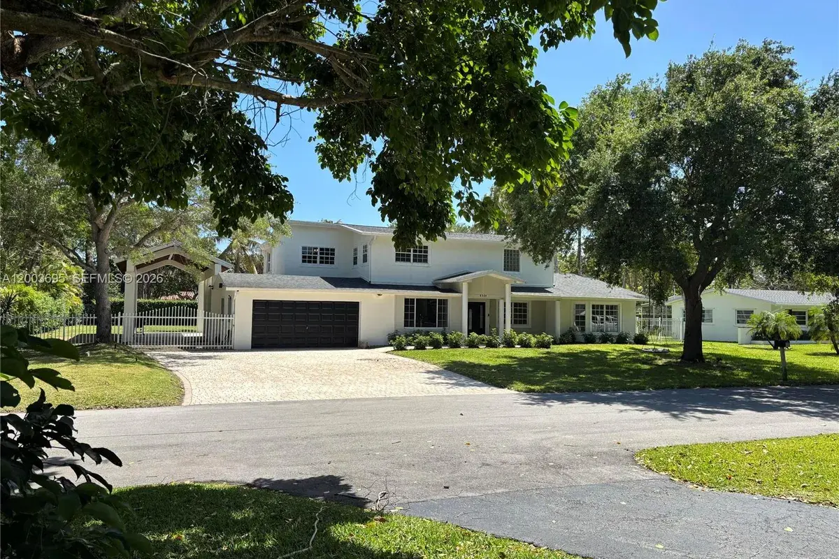 8320 SW 161st St, Palmetto Bay FL 33157