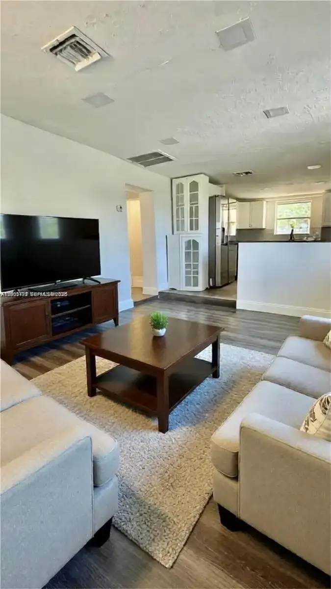2701 NW 18th Ter # A, Oakland Park FL 33311 photo 5