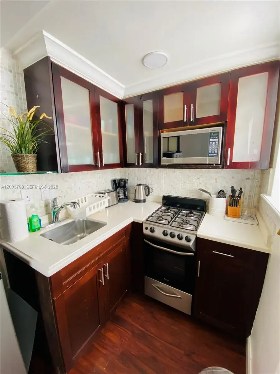 335 Ocean Dr # 228, Miami Beach FL 33139 photo 2