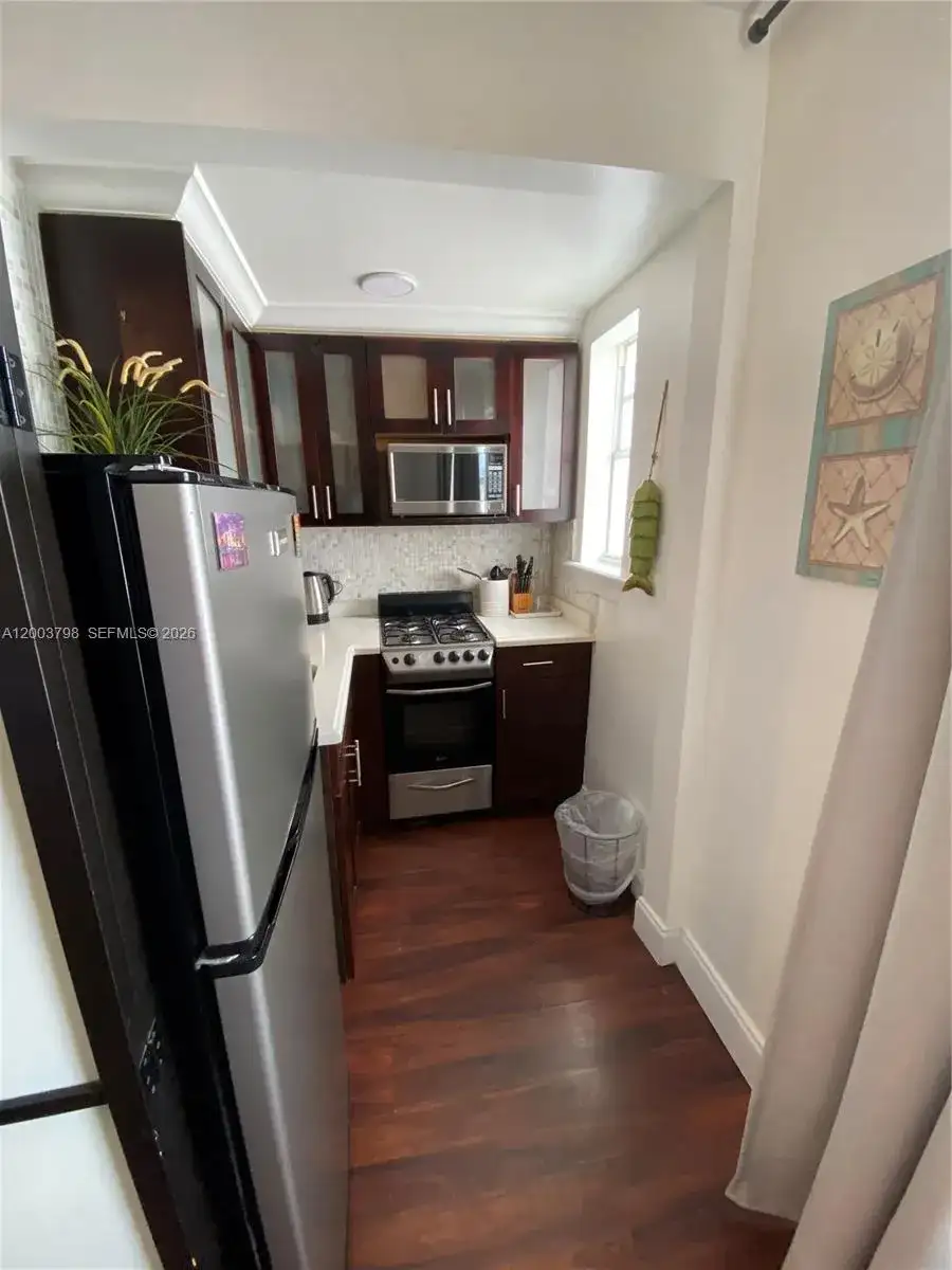 335 Ocean Dr # 228, Miami Beach FL 33139 photo 3