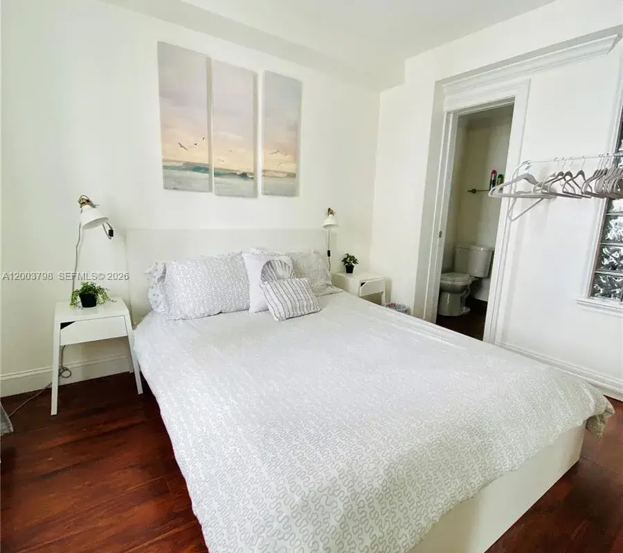 335 Ocean Dr # 228, Miami Beach FL 33139