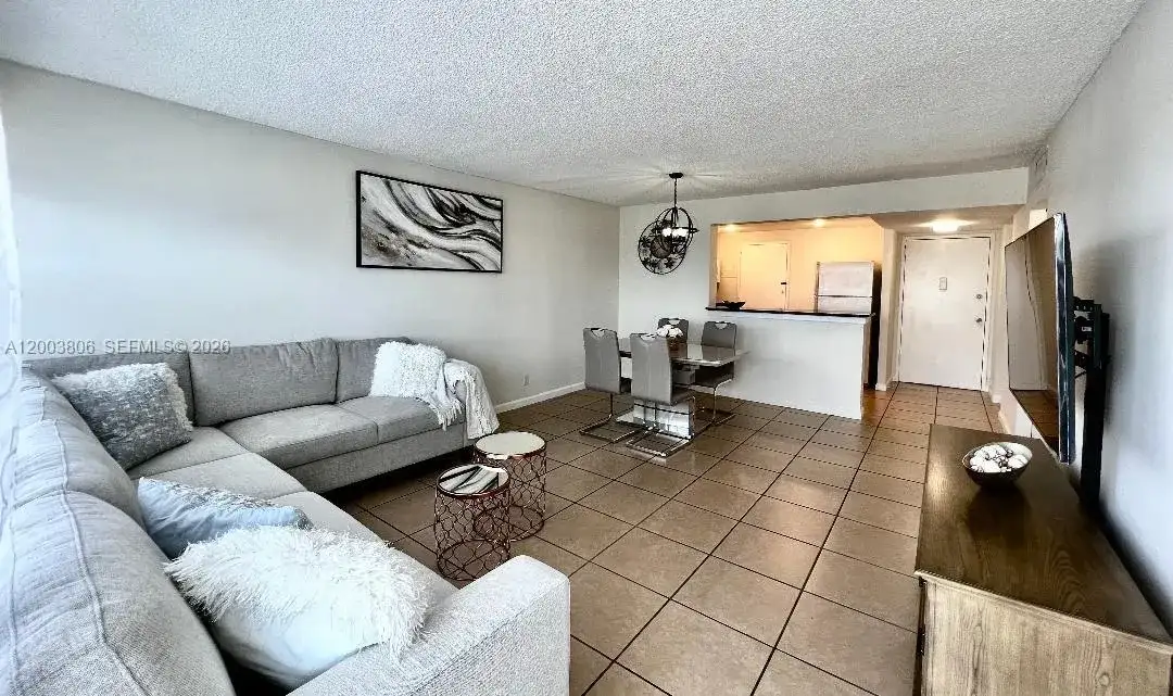 401 Golden Isles Dr # 1011, Hallandale Beach FL 33009 photo 5