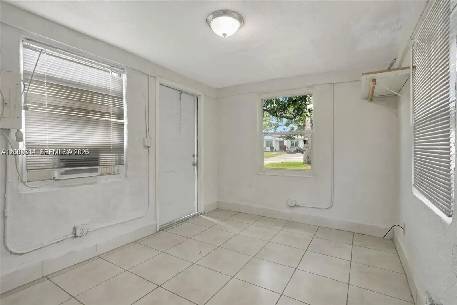 2701 NW 18th Ter # B, Oakland Park FL 33311 photo 4