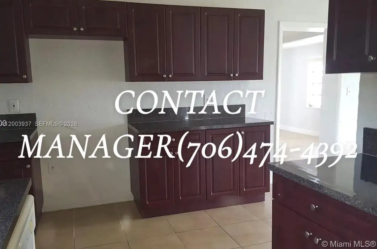9940 Dominican Dr, Cutler Bay FL 33189 photo 4