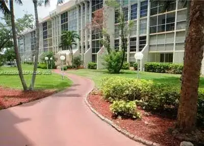 851 Three Islands Blvd # 411, Hallandale Beach FL 33009 photo 3