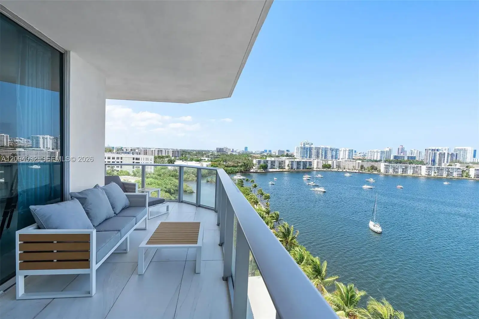 17301 Biscayne Blvd # 1010, North Miami Beach FL 33160 photo 3