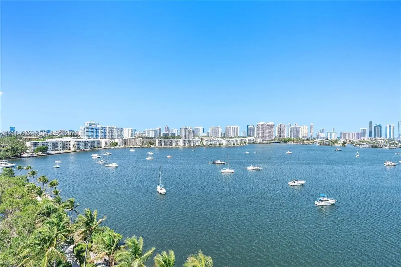17301 Biscayne Blvd # 1010, North Miami Beach FL 33160 photo 5