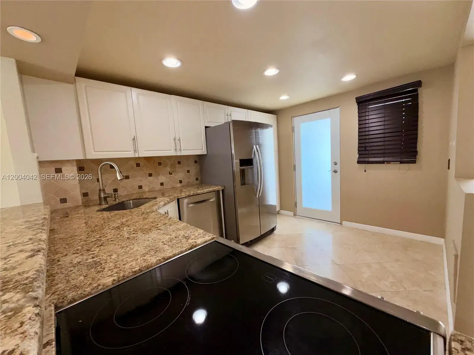 1075 NE Miami Gardens Dr # 306, Miami FL 33179 photo 5