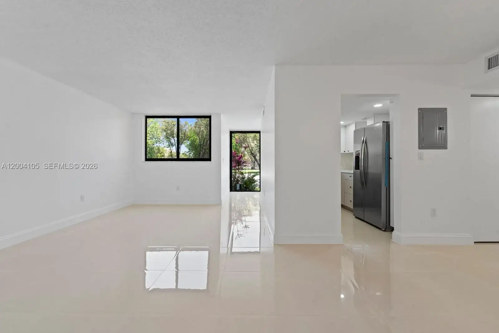 9440 W Flagler St # 106, Miami FL 33174 photo 2