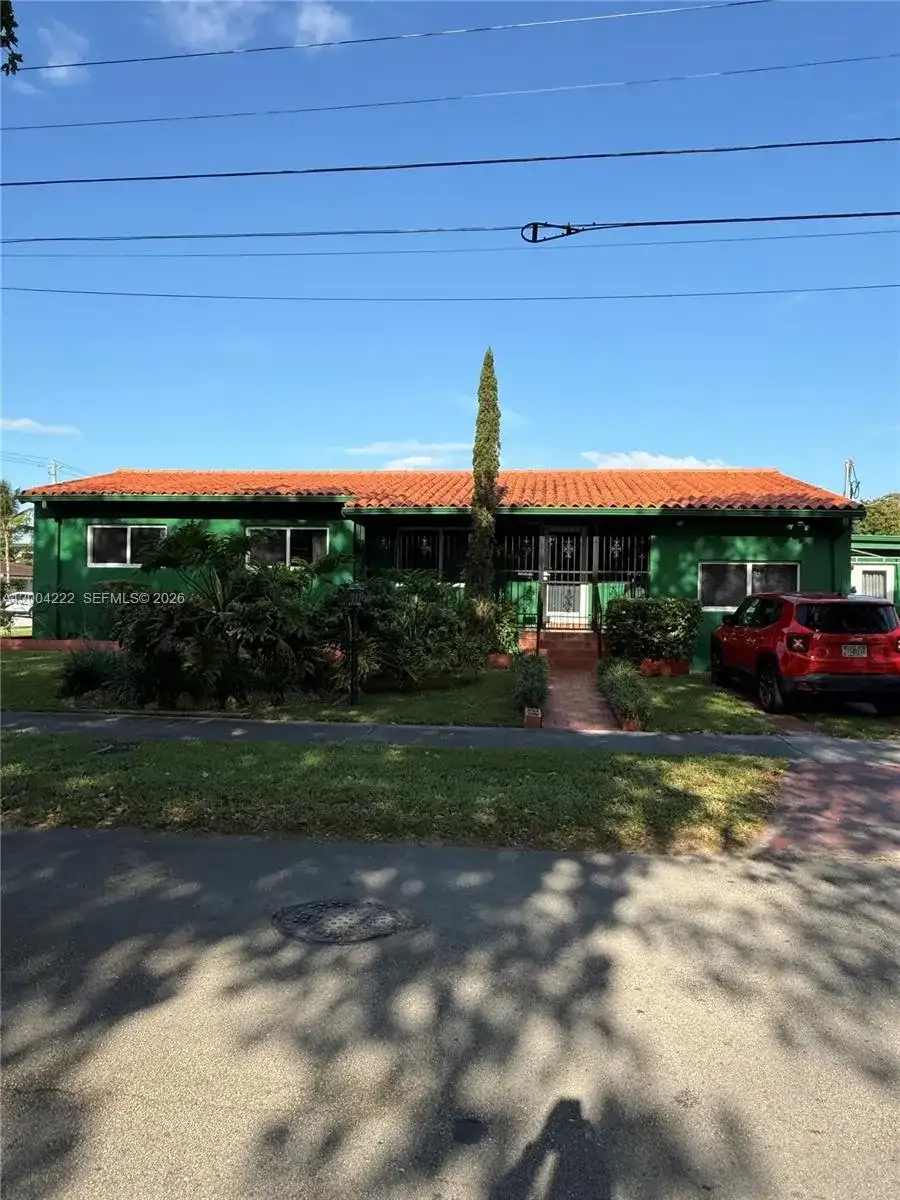 540 SW 39th Ave, Coral Gables FL 33134