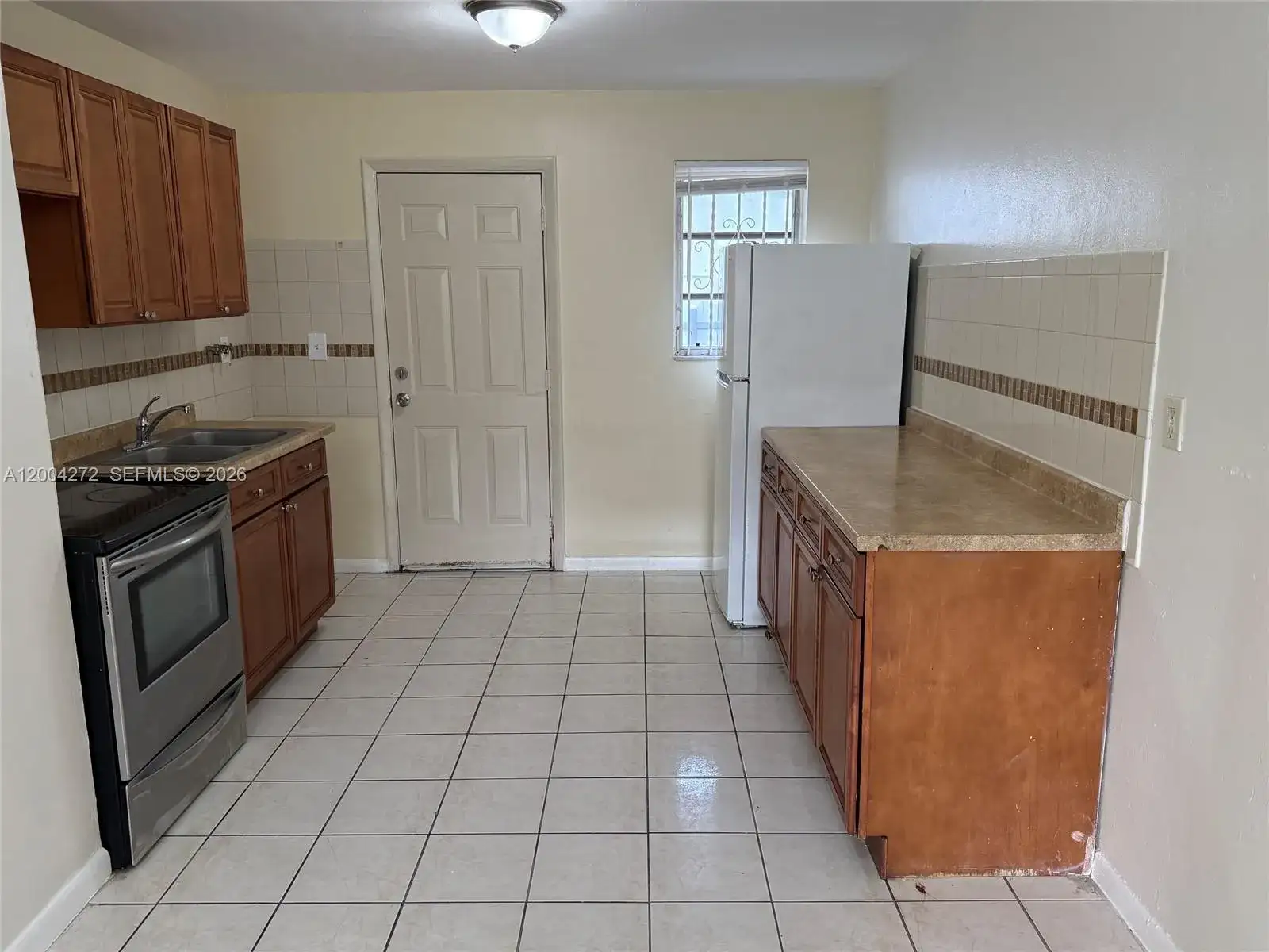 2742 NW 49th St # 2742, Miami FL 33142 photo 5