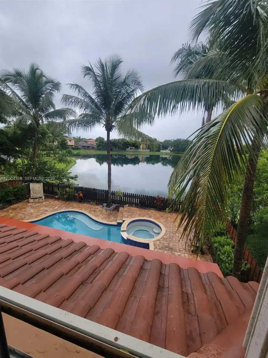 2614 NE 41st Rd, Homestead FL 33033 photo 4