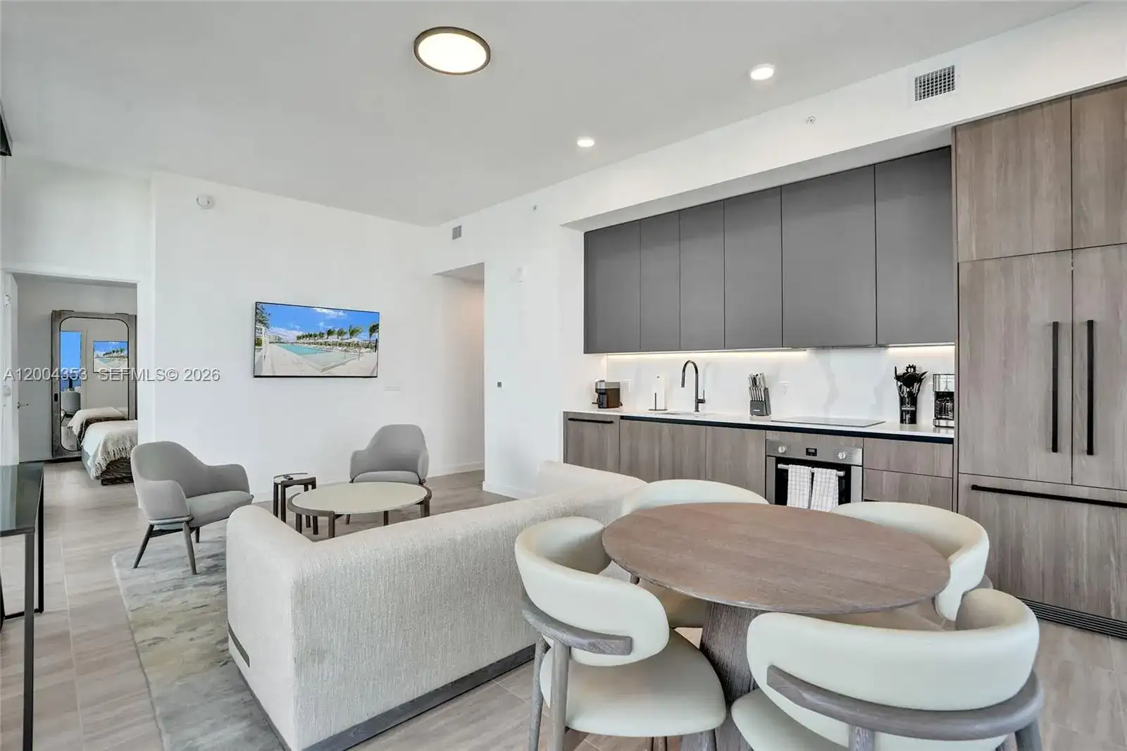 580 72nd St # 1702, Miami Beach FL 33141 photo 4