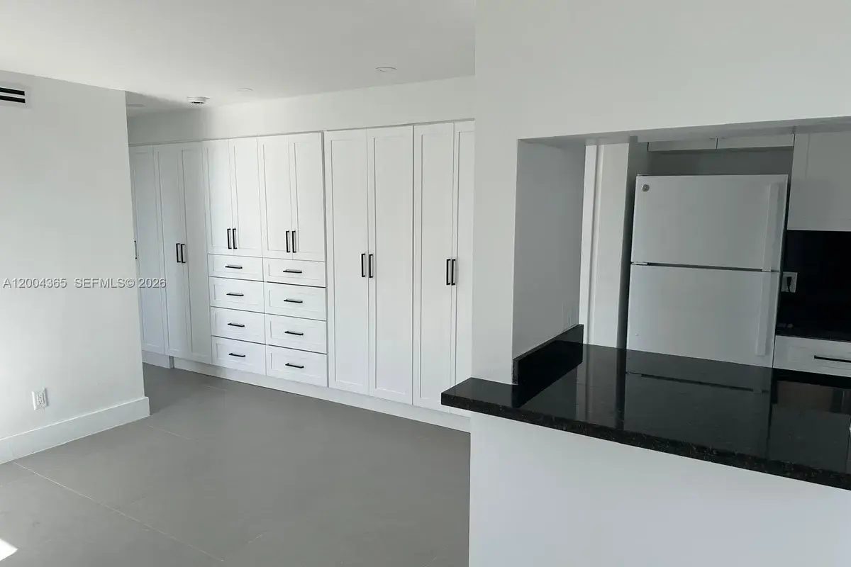 360 Meridian Ave # 3E, Miami Beach FL 33139