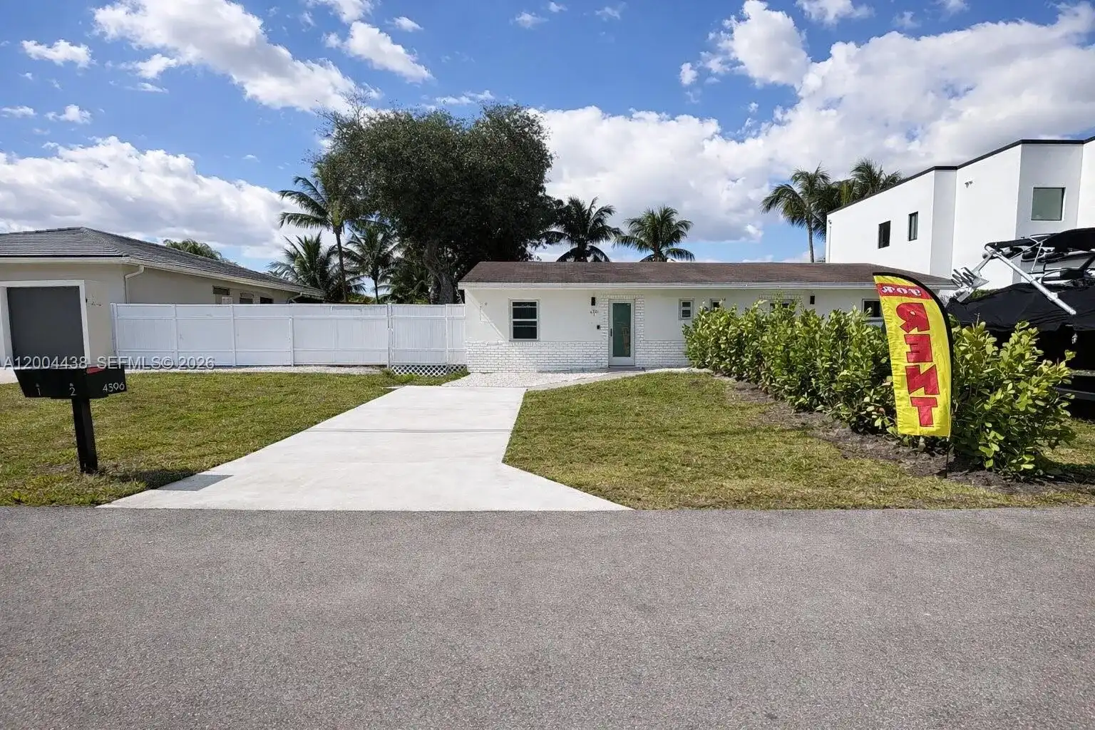 4396 SW 25th Ter # 2, Dania Beach FL 33312