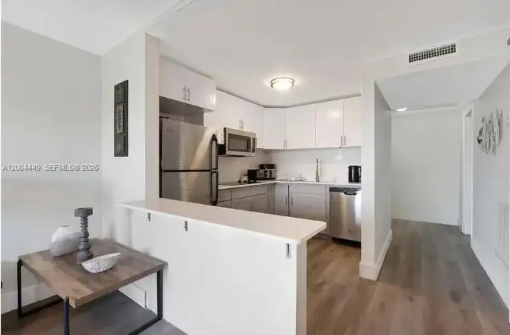 3527 NE 168th St # 409, North Miami Beach FL 33160 photo 3