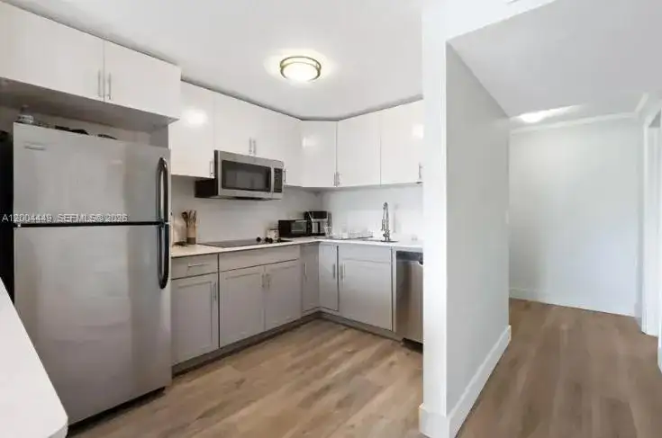 3527 NE 168th St # 409, North Miami Beach FL 33160 photo 4