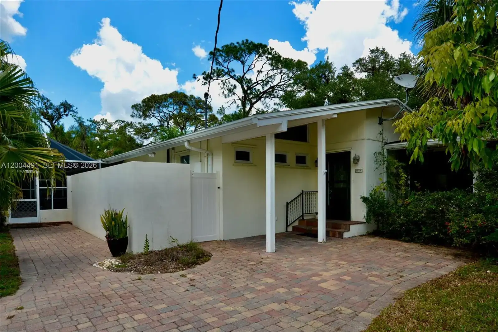18220 Elmwood, Other City - In The State Of Florida FL 33920 photo 2