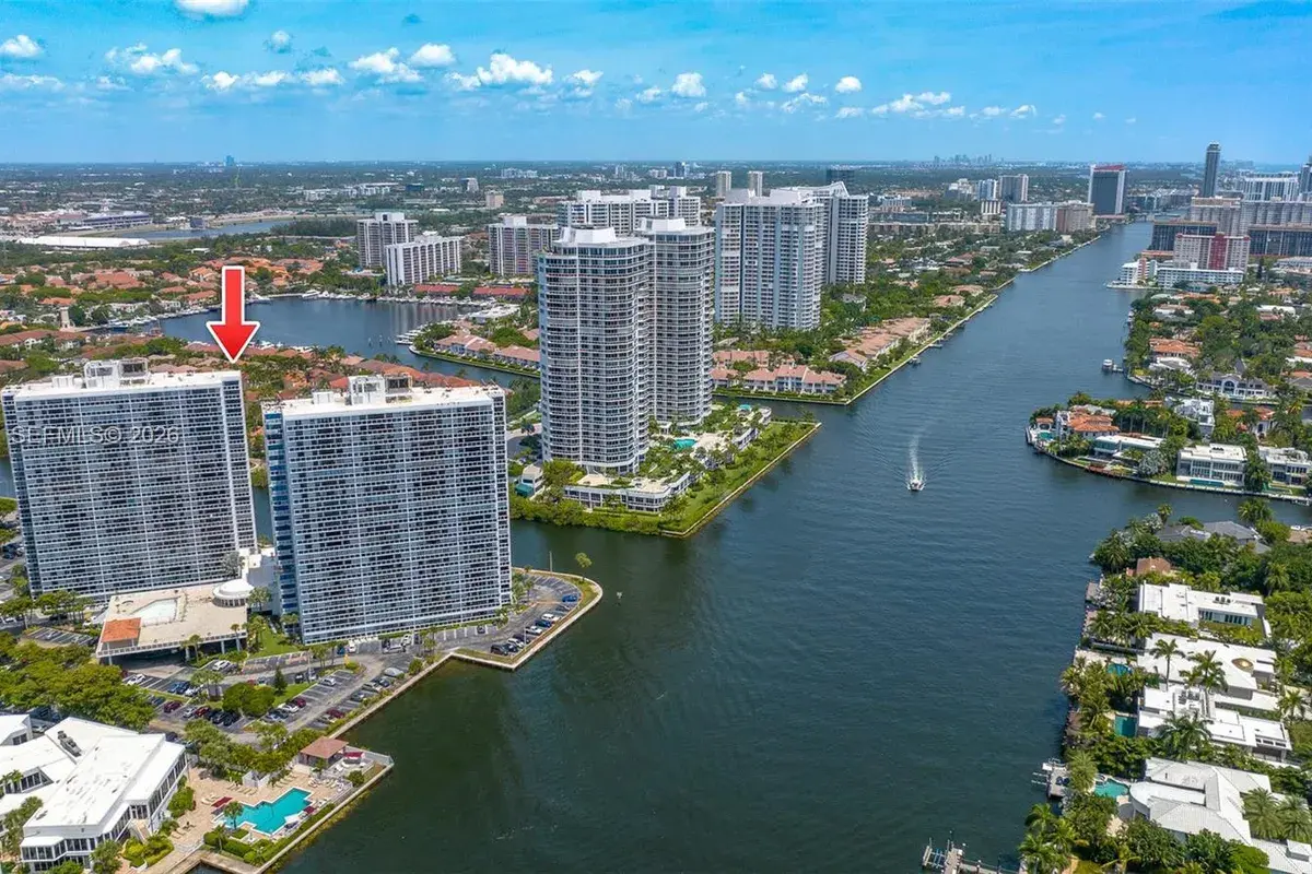 20505 E Country Club Dr # 38, Aventura FL 33180