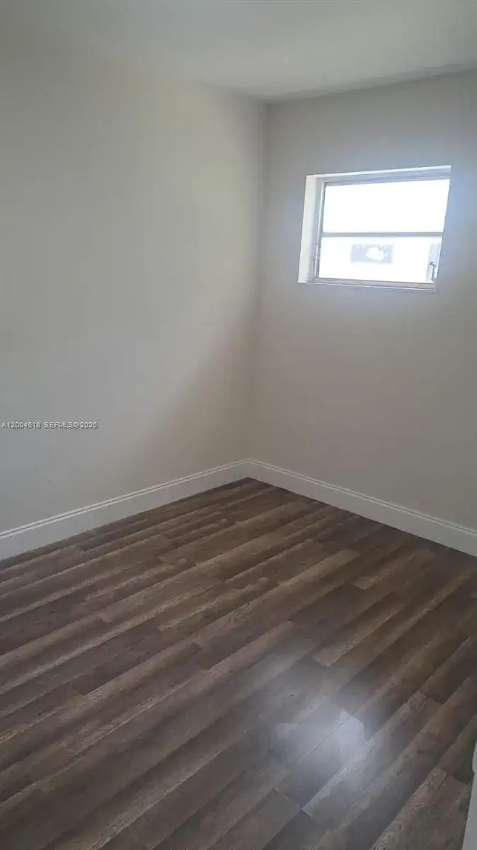 2457 NW 35th St # B, Miami FL 33142 photo 5
