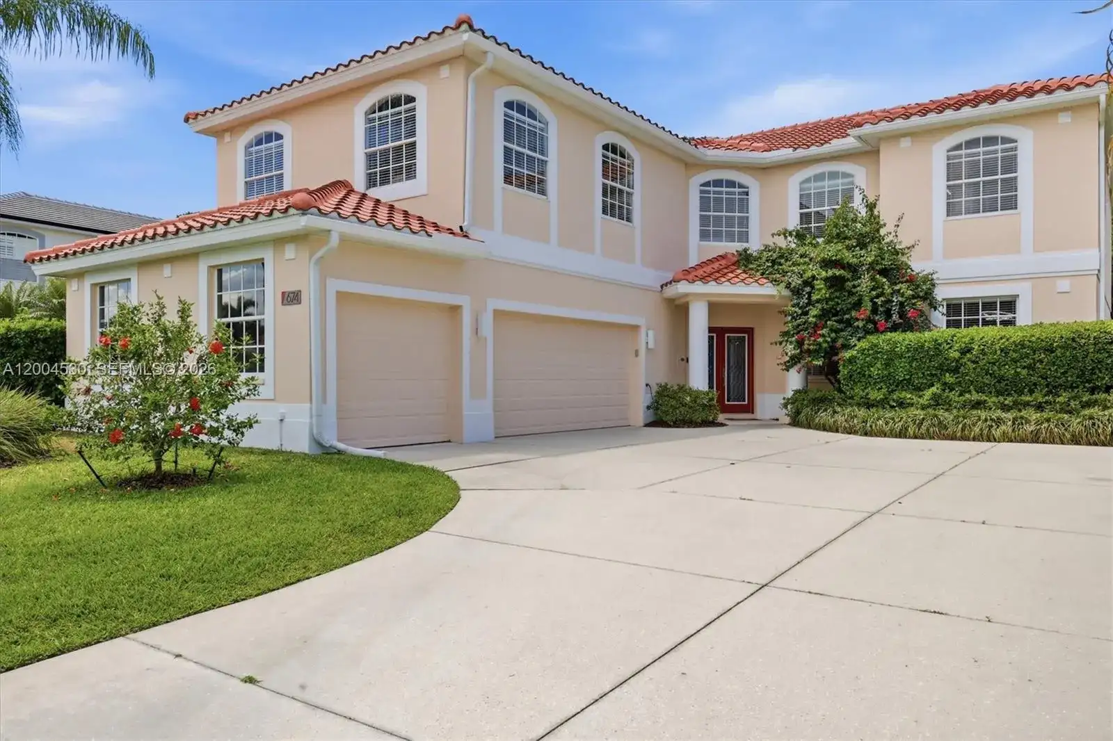 674 Clear Creek Drive, Sarasota FL 34229 photo 2