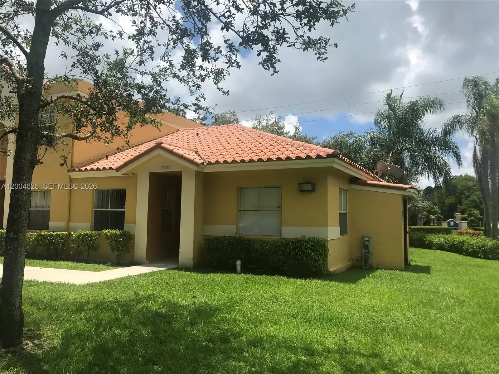 3825 NW 90th Ave # 3825, Sunrise FL 33351