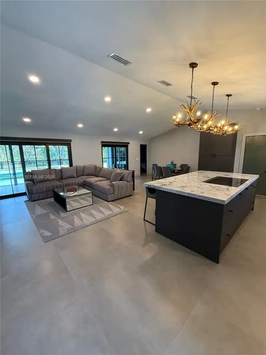 1304 Stratford St, Wellington FL 33414 photo 2