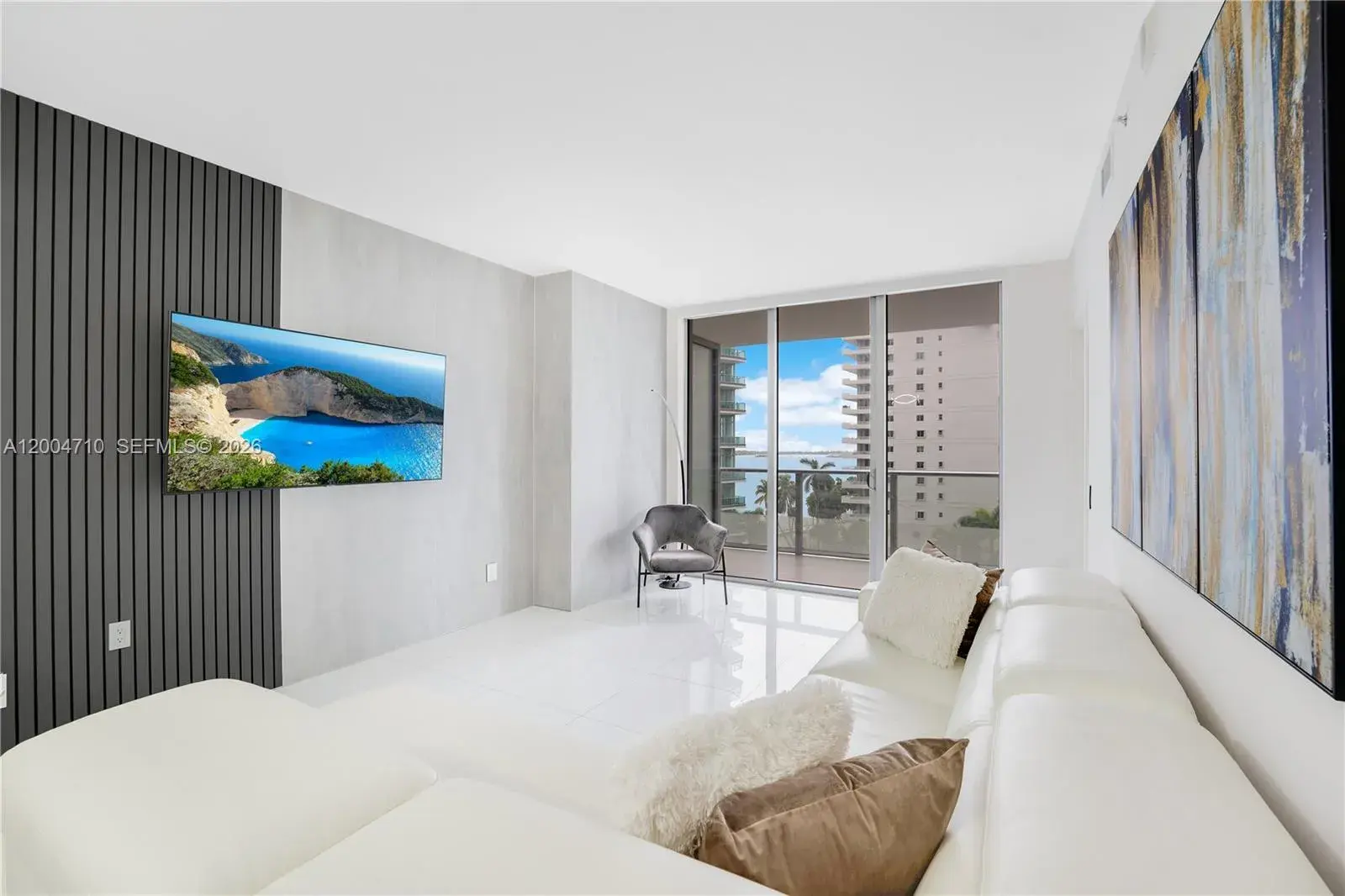 1300 Brickell Bay Dr # 706, Miami FL 33131