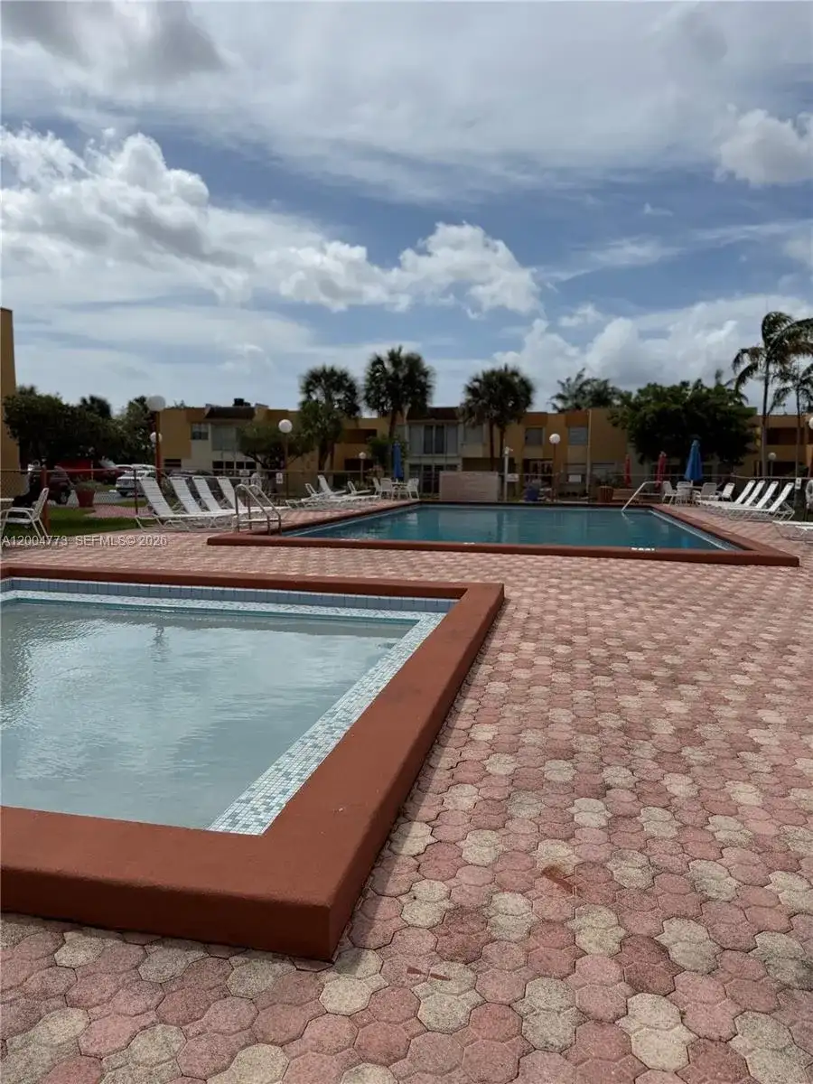 9320 W Flagler St # 201D, Miami FL 33174 photo 3