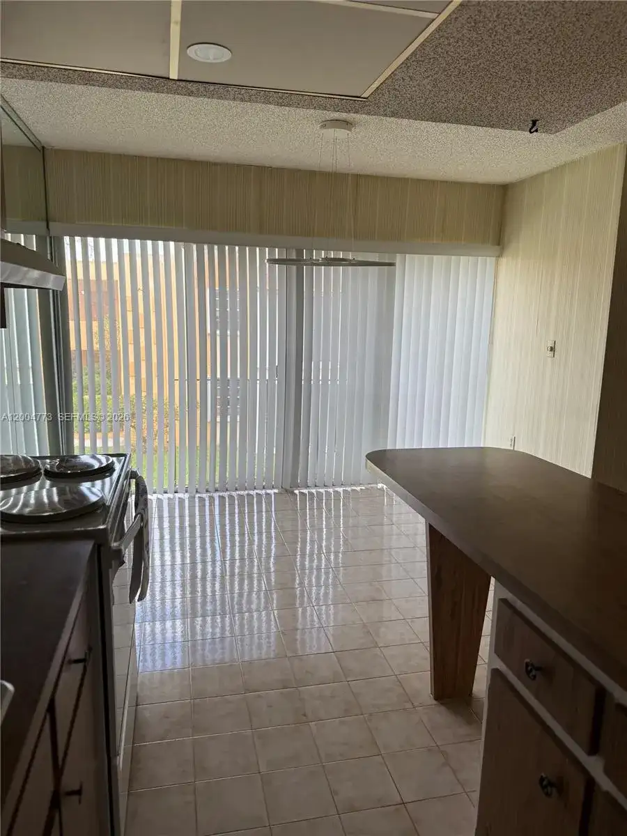 9320 W Flagler St # 201D, Miami FL 33174 photo 5