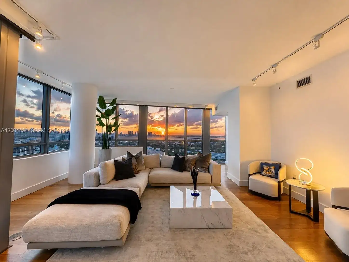 101 20th St # 3501, Miami Beach FL 33139 photo 3