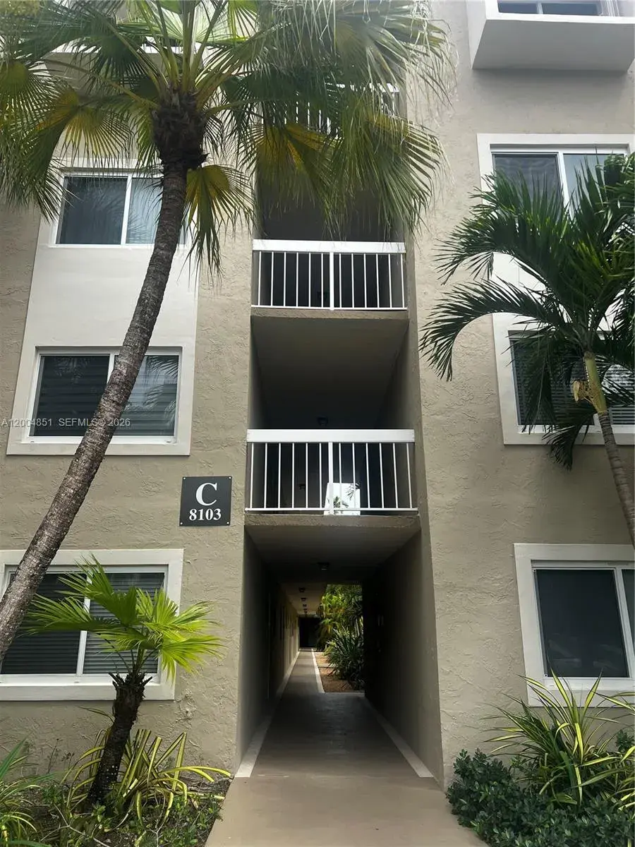8103 Camino Real # 407, Miami FL 33143 photo 2