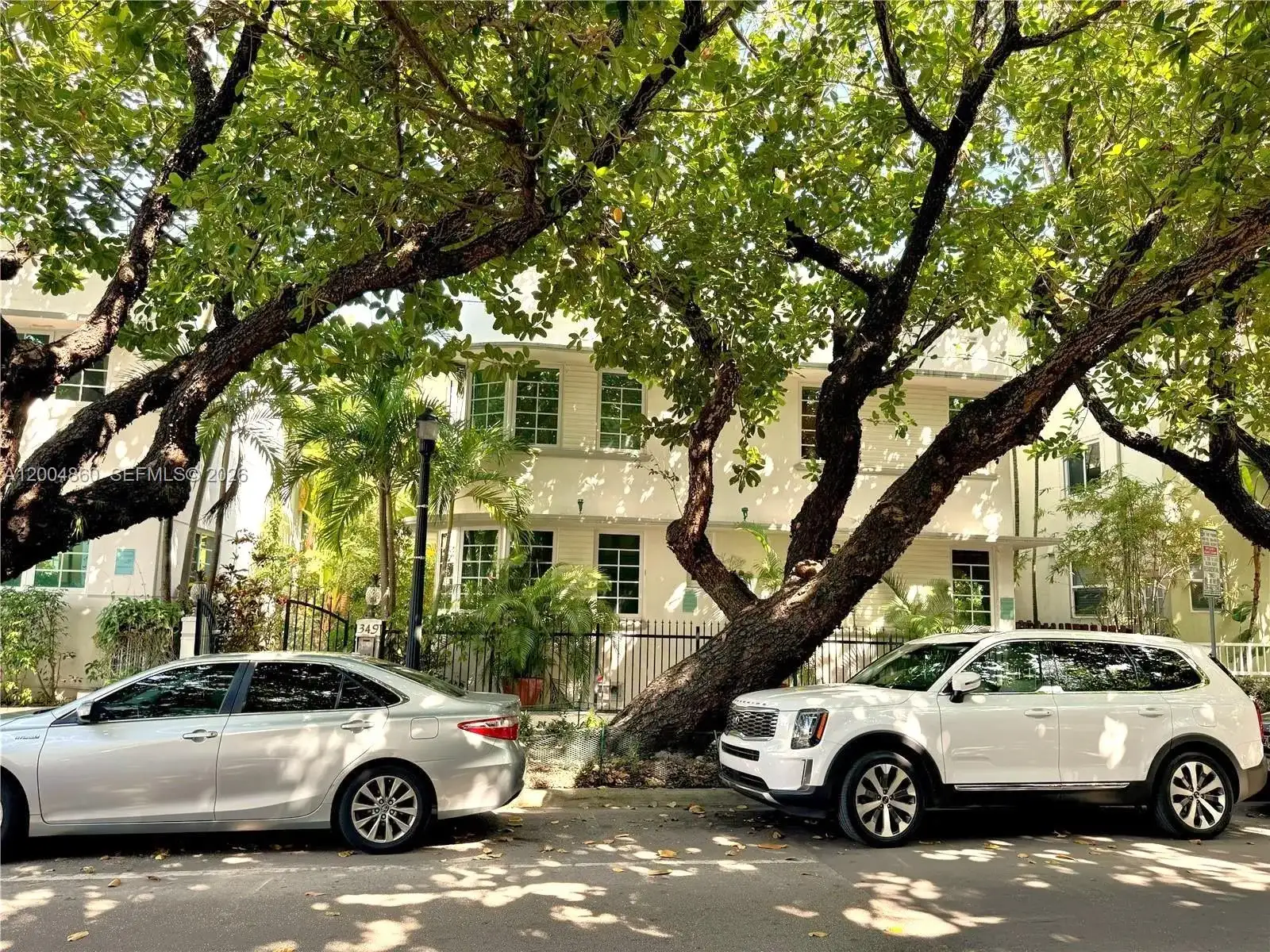 349 Meridian Ave # B202, Miami Beach FL 33139 photo 2