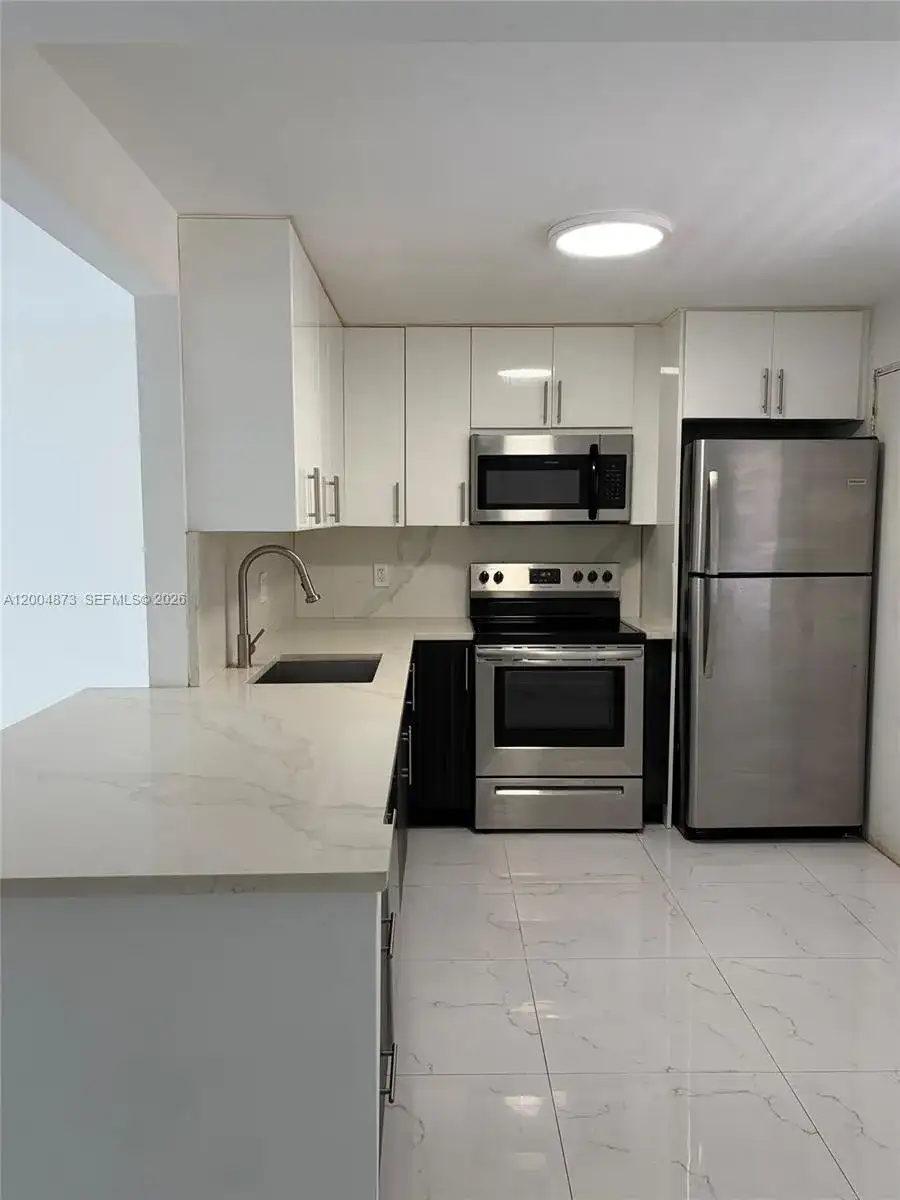1401 NE 191st St # D201, Miami FL 33179 photo 2