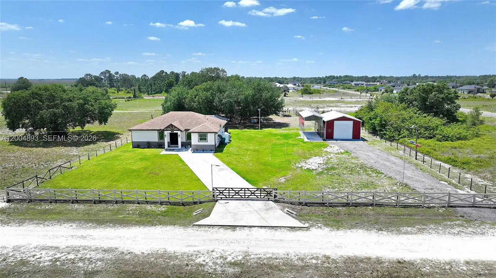 7655 17th Place, La Belle FL 33935 photo 3