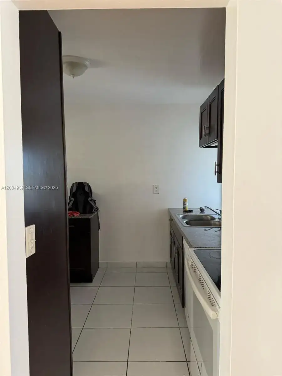 1880 N Congress Ave # 302, West Palm Beach FL 33401 photo 4