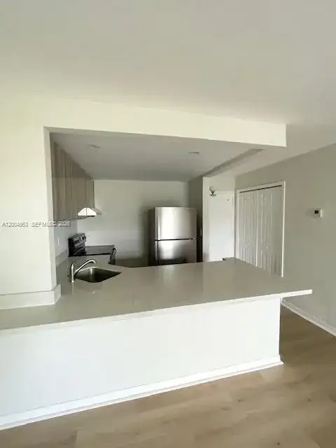 4550 NW 9th St # 803E, Miami FL 33126 photo 5