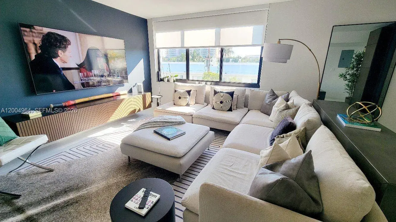 250 Galen Dr # 43, Key Biscayne FL 33149