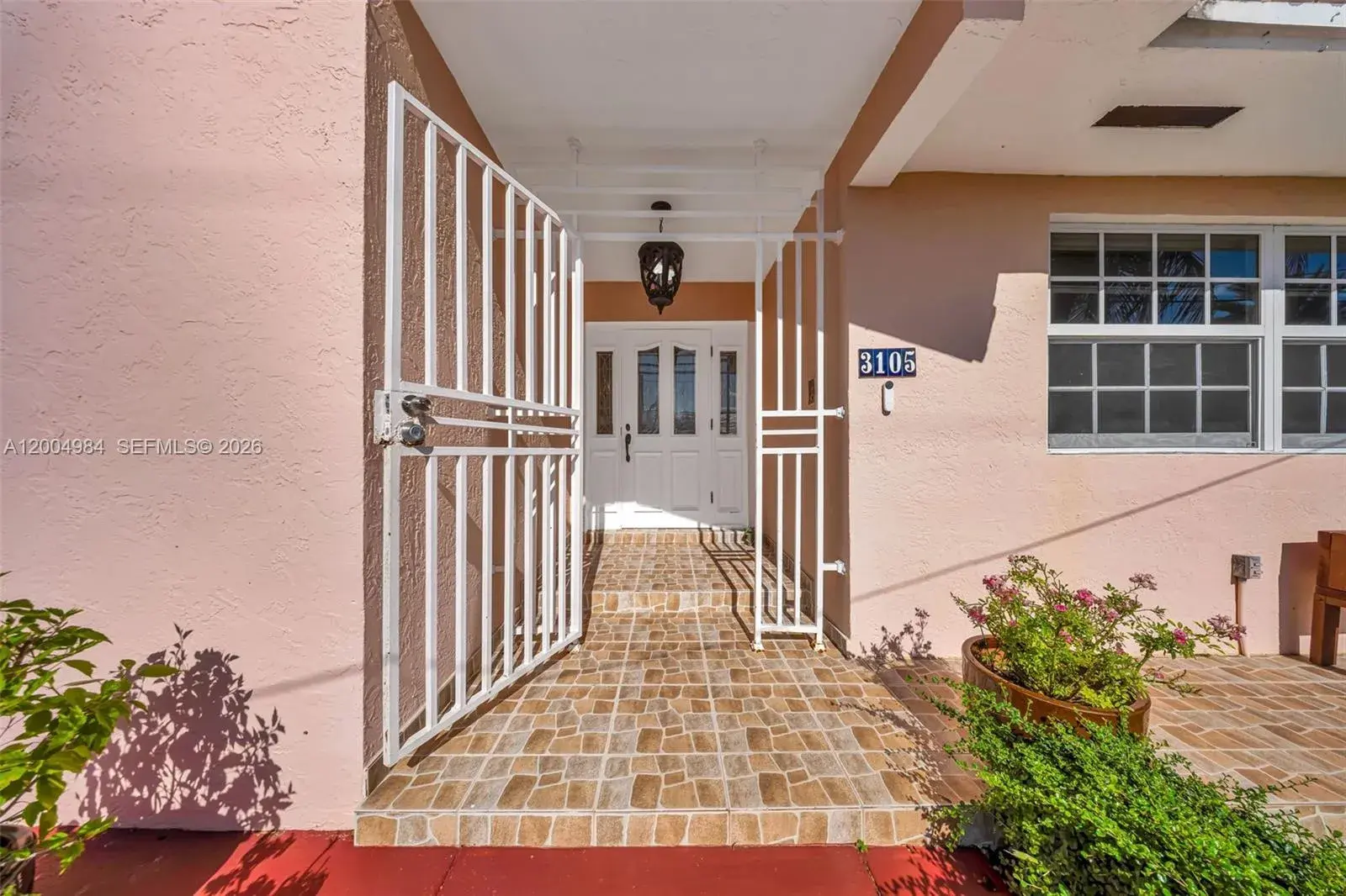 3105 SW 113th Ave, Miami FL 33165 photo 2