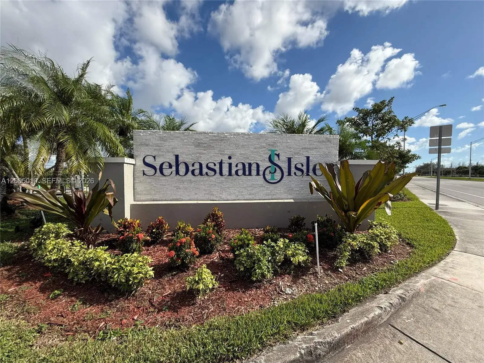 529 NE 1st Dr, Florida City FL 33034