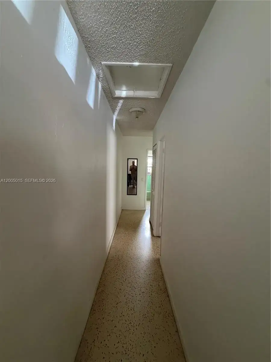 3361 SW 28th St, Miami FL 33133 photo 4