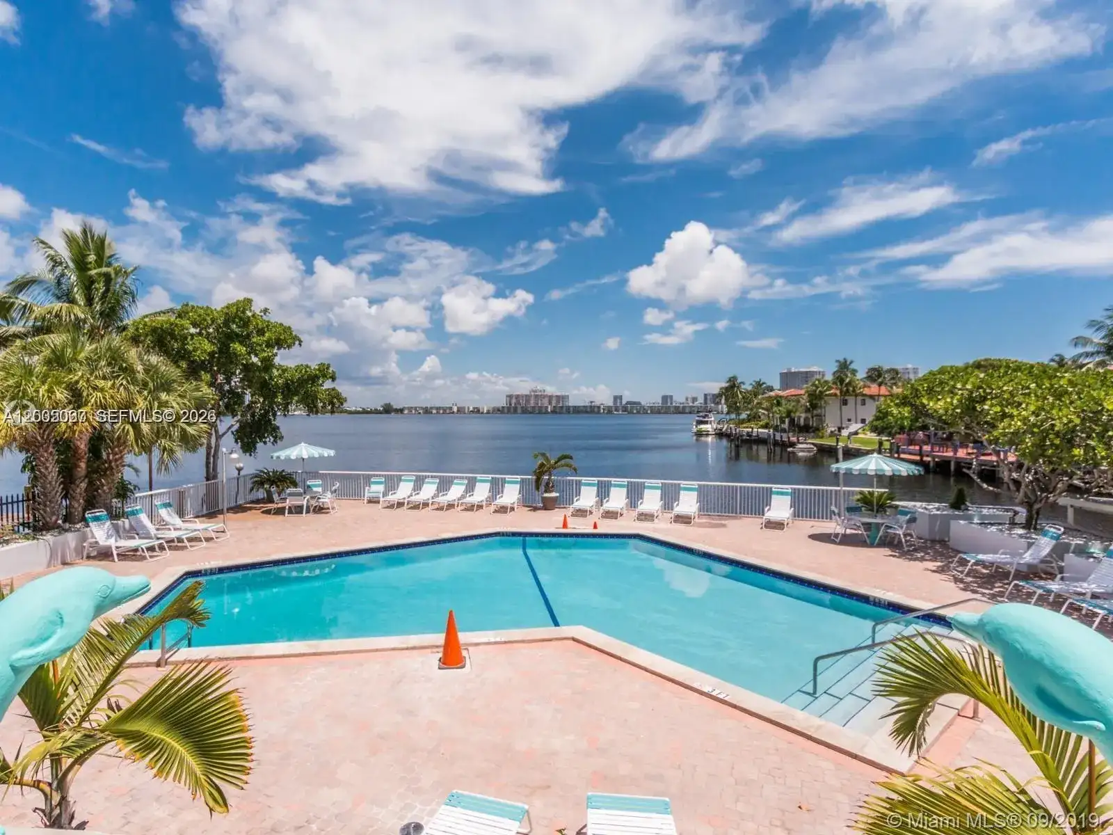 2841 NE 163rd St # 1007, North Miami Beach FL 33160 photo 3