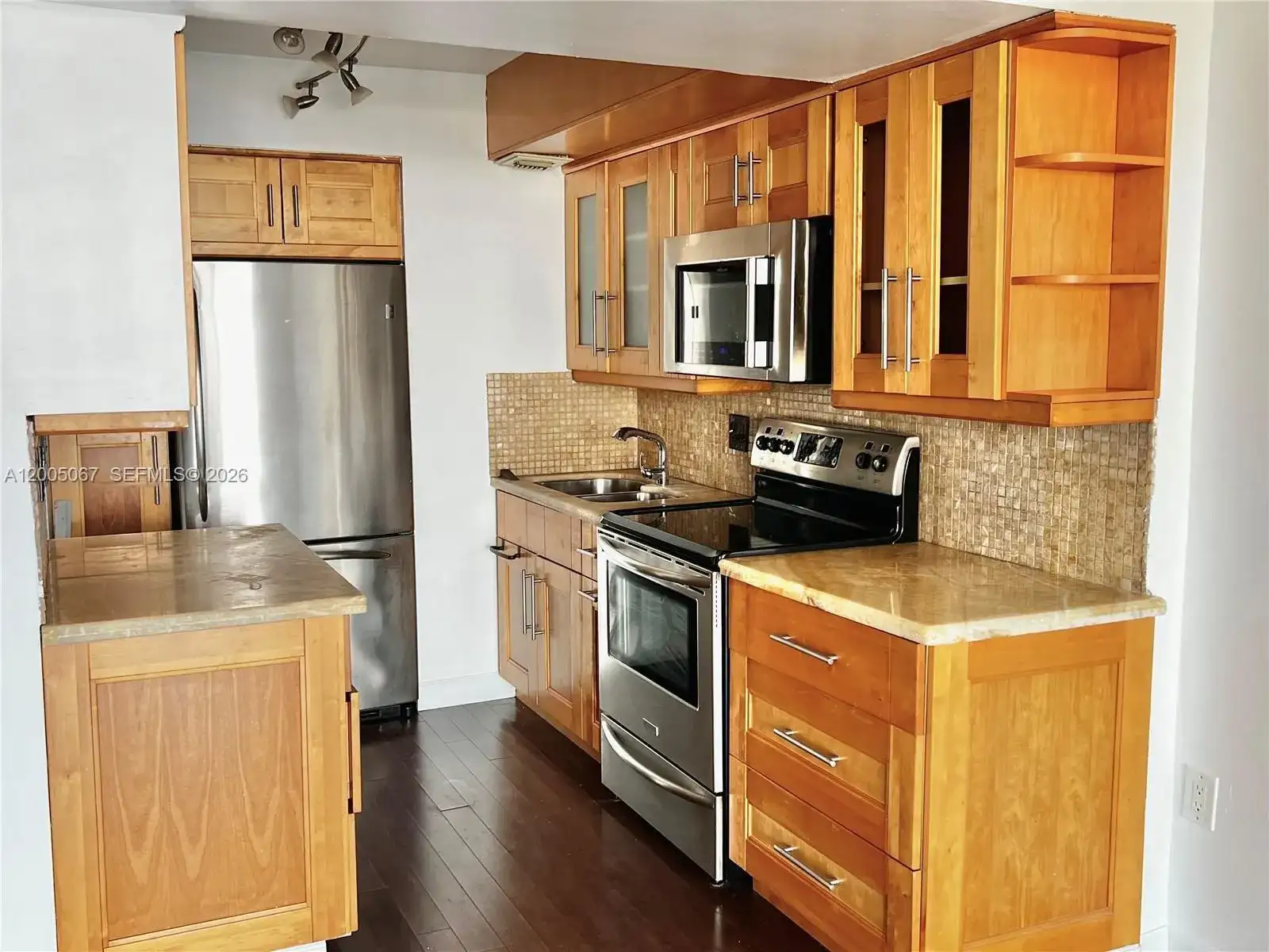 2841 NE 163rd St # 1007, North Miami Beach FL 33160 photo 5