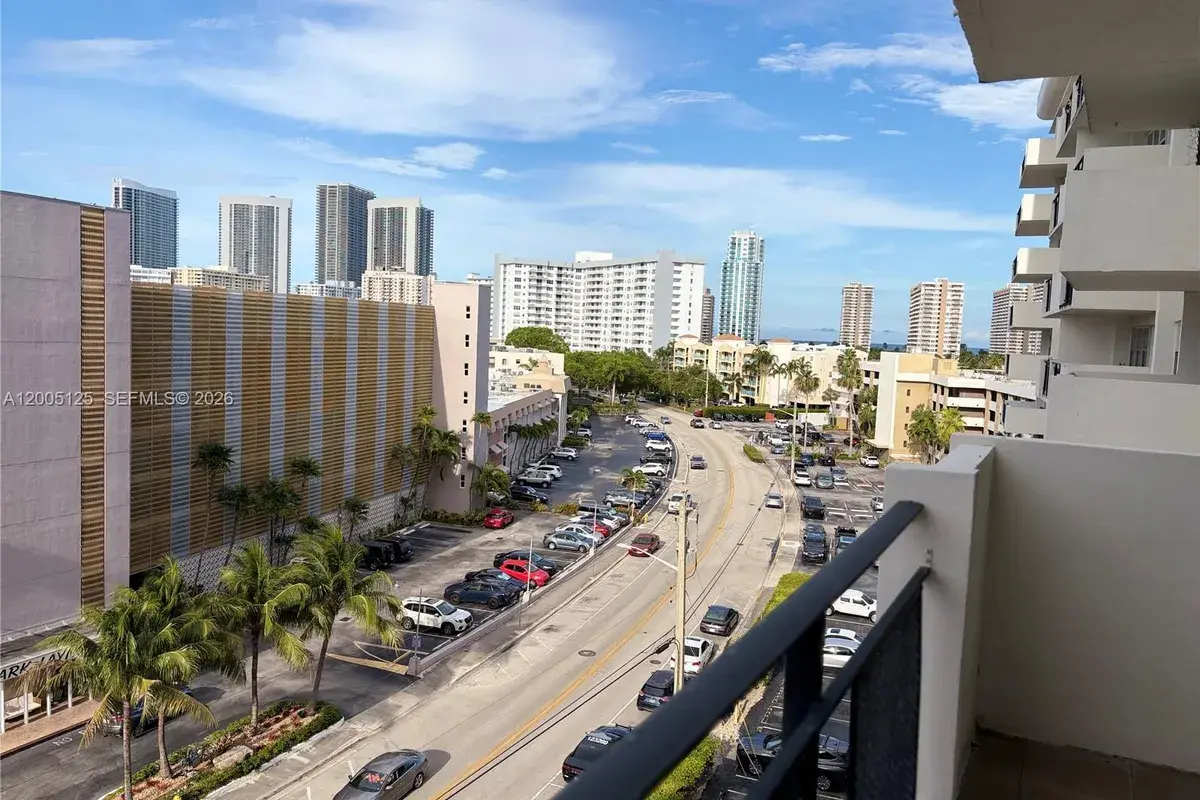 401 Golden Isles Dr # 716, Hallandale Beach FL 33009