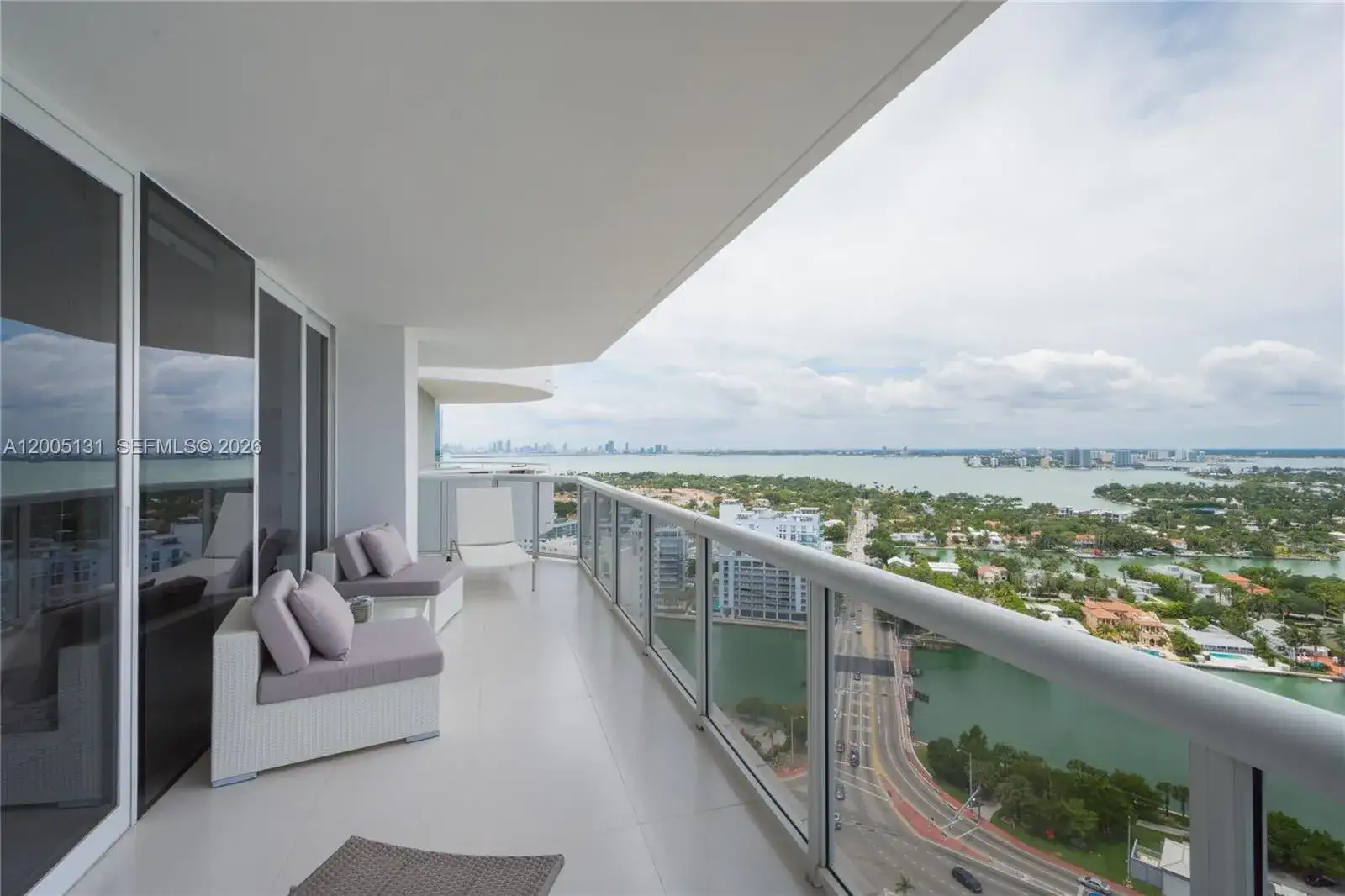 6301 Collins Ave # 3006, Miami Beach FL 33141 photo 2