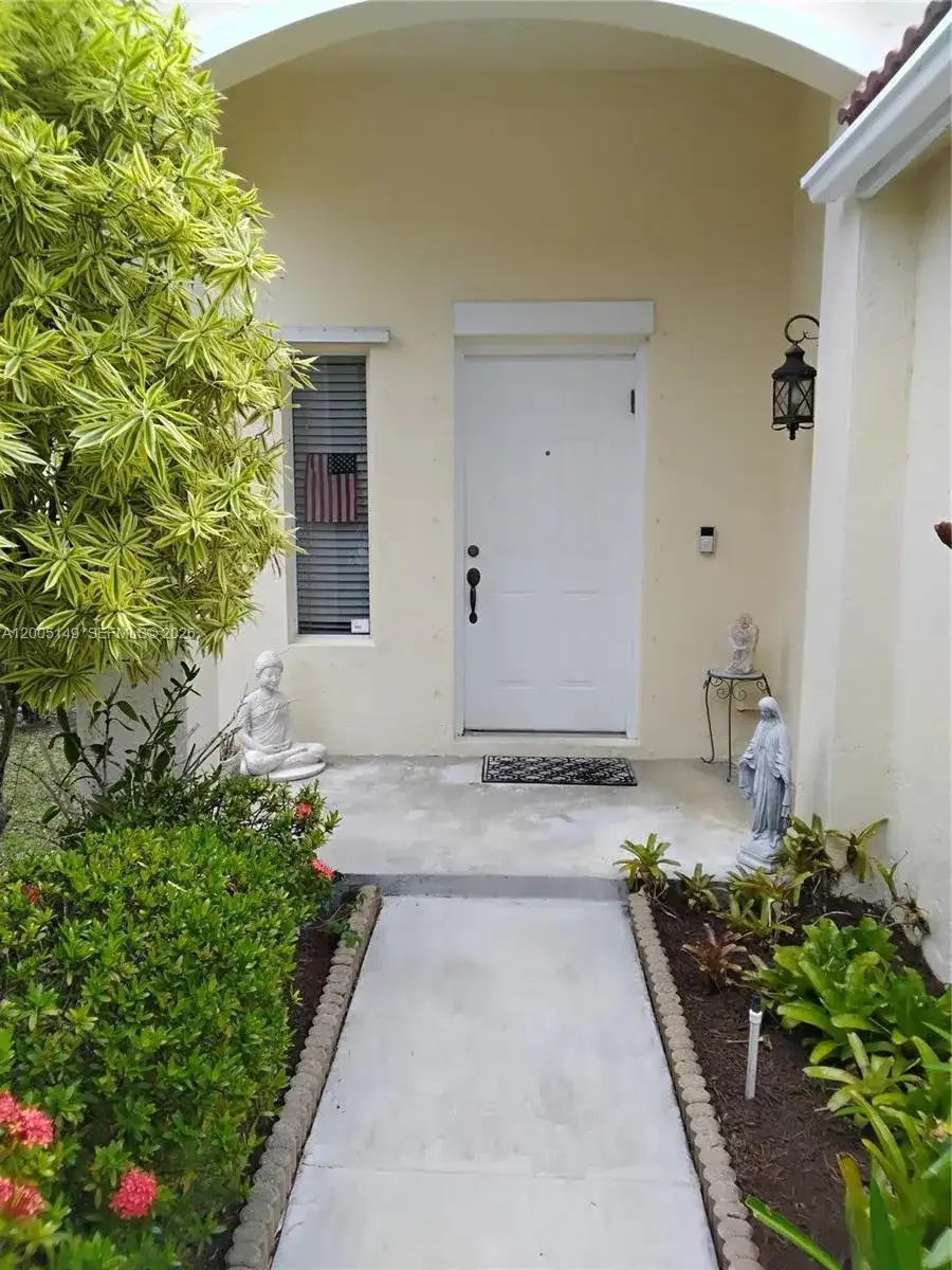 519 Talavera Rd, Weston FL 33326 photo 3